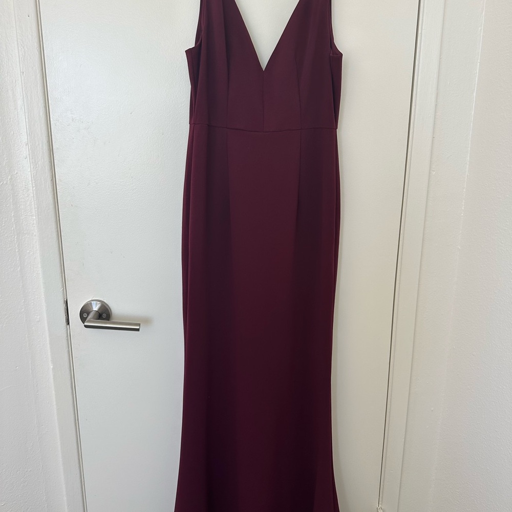 Lulus burgundy mermaid cut gown - Picture 5 of 8